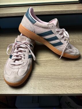 Adidas Handball Spezial Clear Pink Arctic Night Women’s Sz 8.5 IF6561